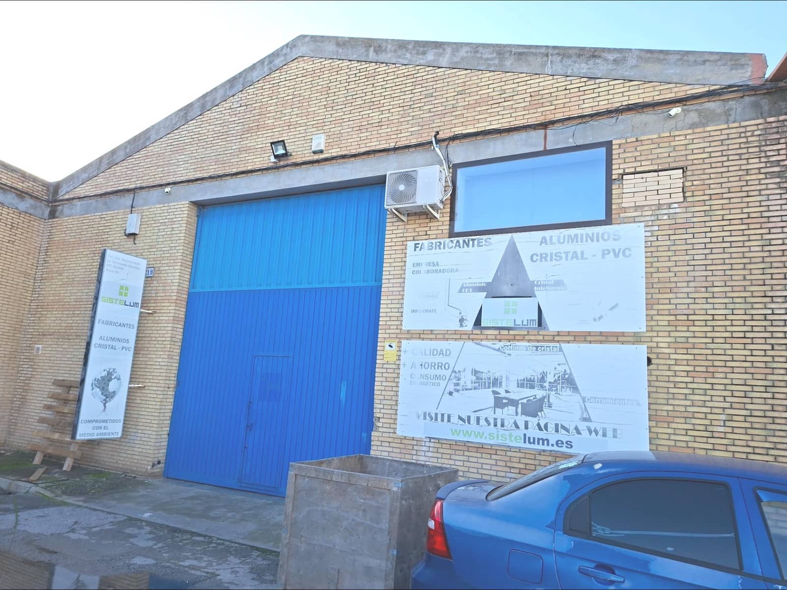 Business for sale in La Rinconada - € 315,840 (Ref: 9732203)