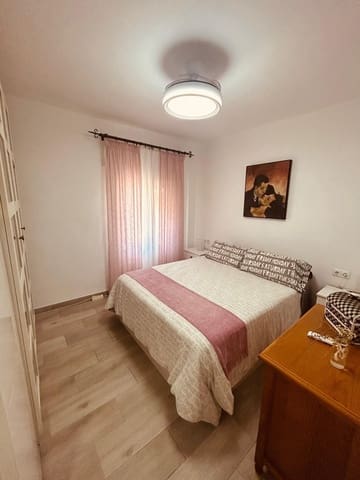 2 slaapkamer Flat te koop in Guillena met zwembad - € 80.000 (Ref: 9732204)