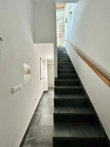 2 camera da letto Casa in vendita in Feria, Siviglia città con garage - 480.000 € (Rif: 9733939)