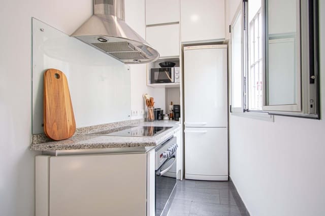 Casa de 2 habitaciones en Feria, Sevilla ciudad en venta con garaje - 480.000 € (Ref: 9733939)