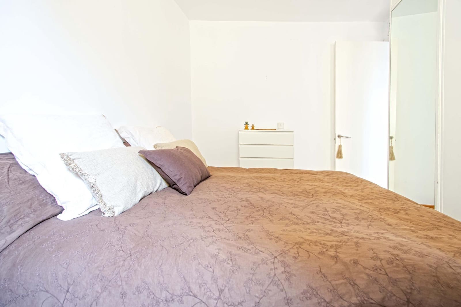 2 bedroom Townhouse for sale in Seville city with garage - € 450,000 (Ref: 9733939)