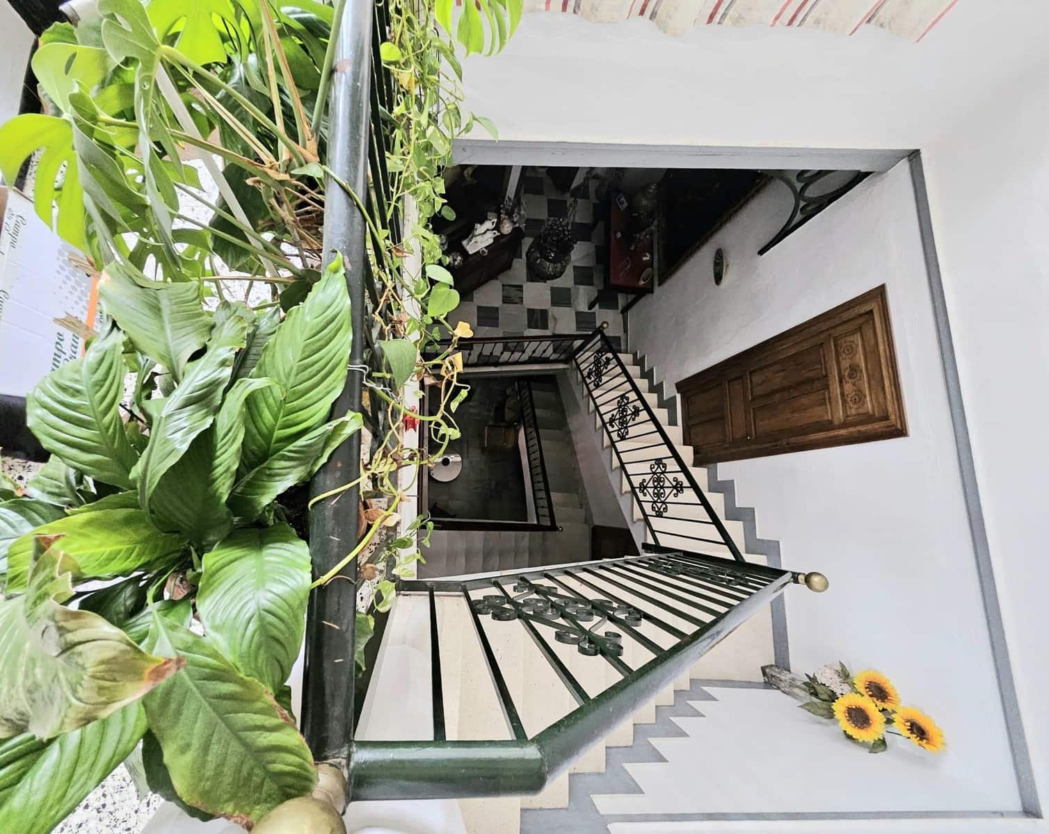 5 bedroom Townhouse for sale in Seville city with garage - € 1,495,000 (Ref: 9733940)