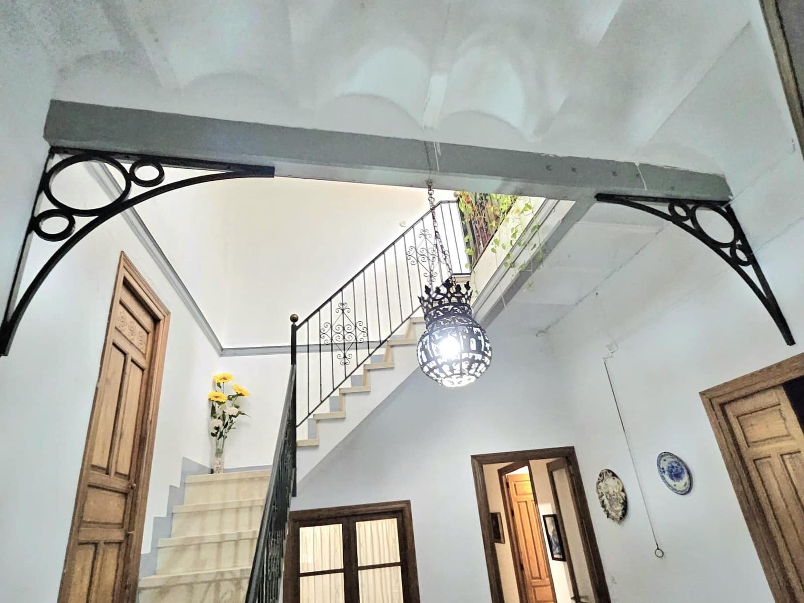 5 bedroom Townhouse for sale in Seville city with garage - € 1,495,000 (Ref: 9733940)