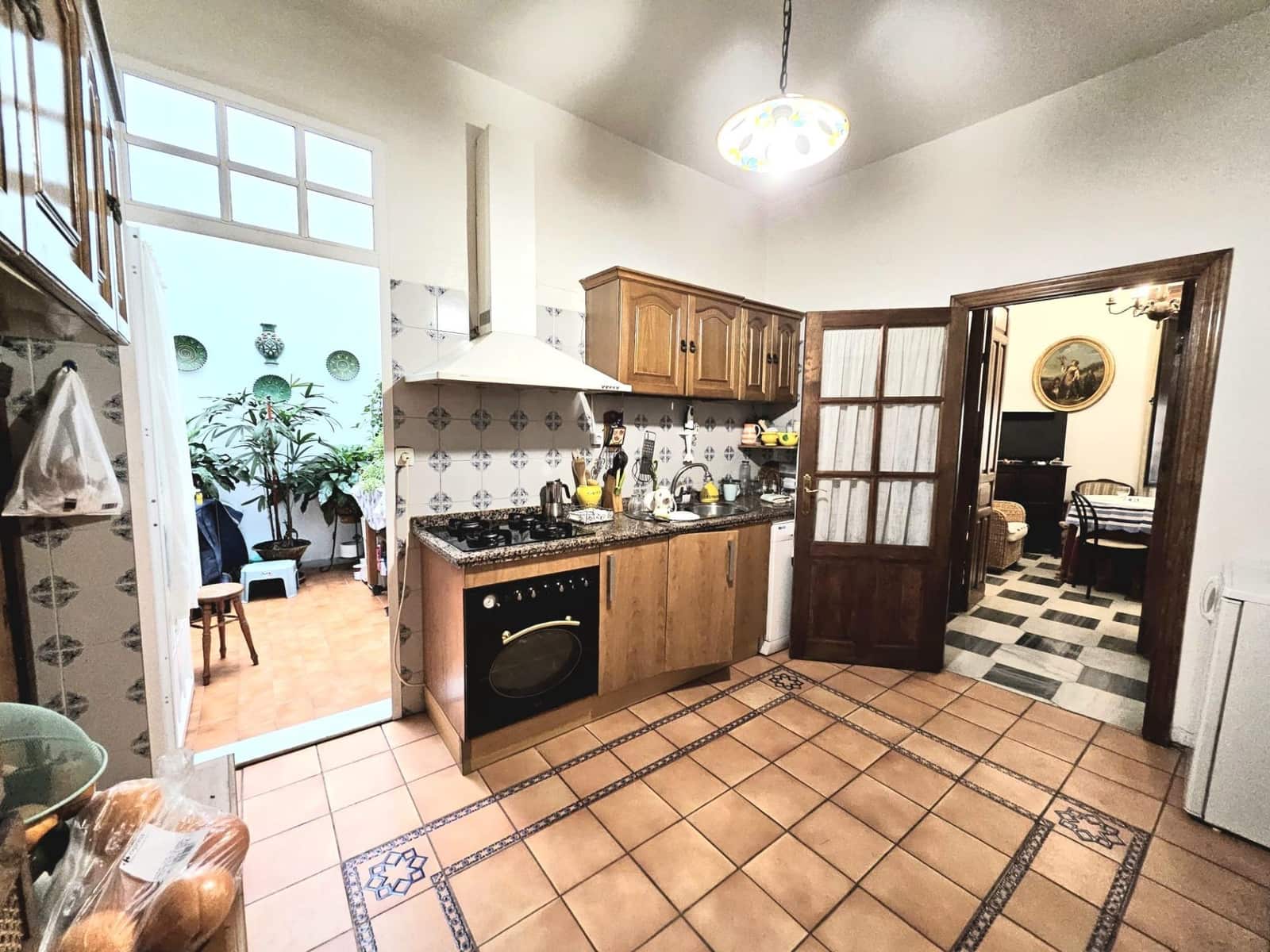 5 bedroom Townhouse for sale in Seville city with garage - € 1,495,000 (Ref: 9733940)