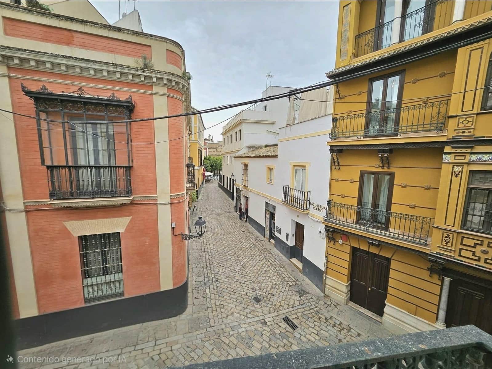 5 bedroom Townhouse for sale in Seville city with garage - € 1,495,000 (Ref: 9733940)