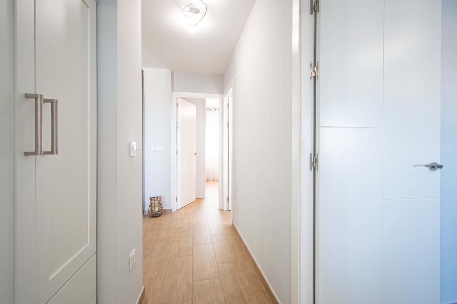 4 sypialnia Mieszkanie na sprzedaż w Miasto Sewilla - 432 000 € (Ref: 9735657)