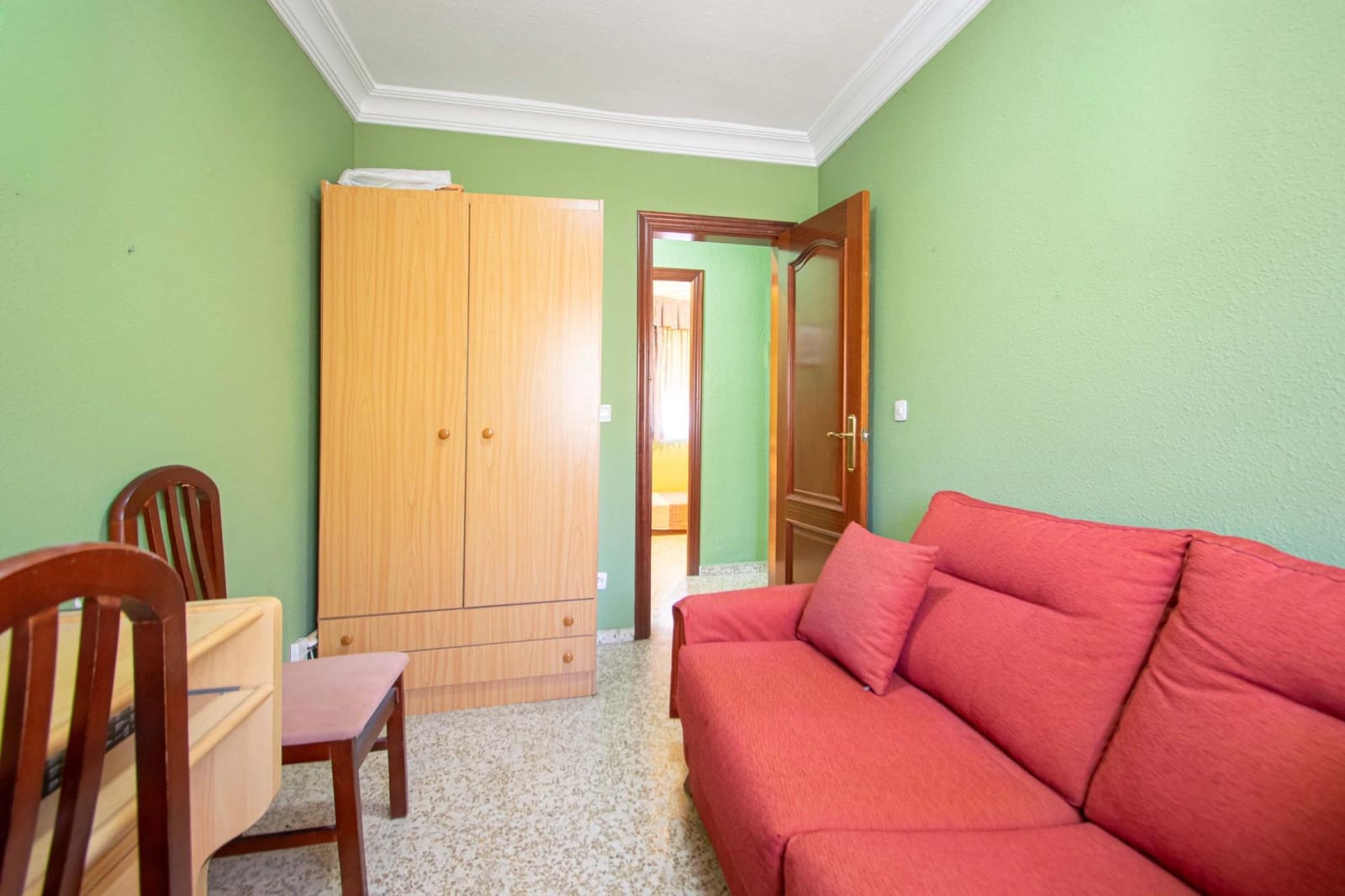 4 bedroom Flat for sale in Seville city - € 138,000 (Ref: 9735658)