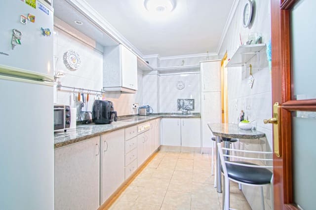 4 sypialnia Mieszkanie na sprzedaż w Parque Alcosa, Miasto Sewilla - 138 000 € (Ref: 9735658)