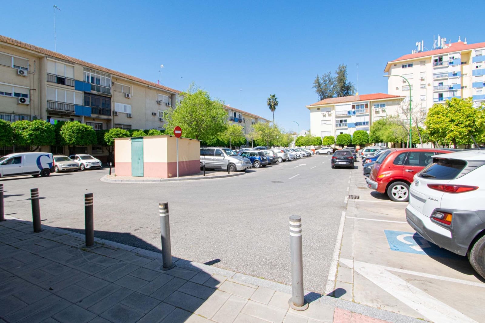 4 bedroom Flat for sale in Seville city - € 138,000 (Ref: 9735658)