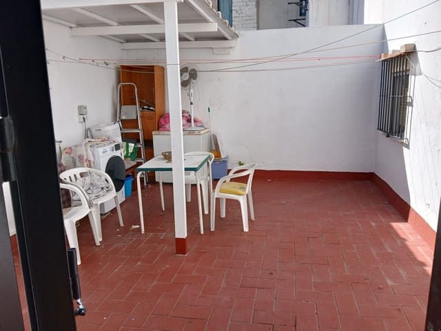 4 soverom Leilighet til salgs i Sevilla by - € 135 000 (Ref: 9748090)