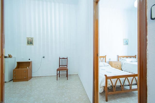 Casa de 3 habitaciones en Sevilla ciudad en venta - 295.000 € (Ref: 9748091)