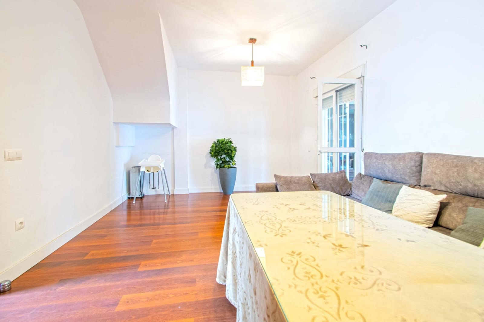 3 soverom Kjedet enebolig til salgs i Almensilla med svømmebasseng - € 320 000 (Ref: 9759050)