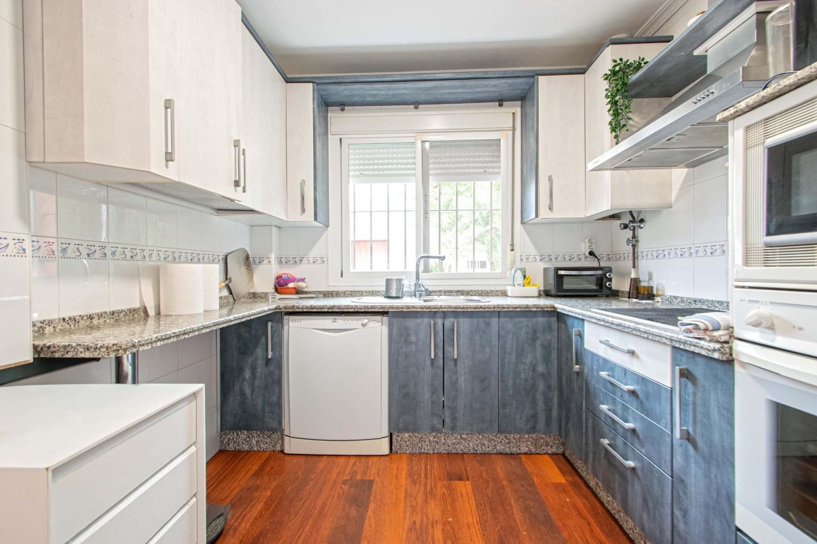 3 soverom Kjedet enebolig til salgs i Almensilla med svømmebasseng - € 320 000 (Ref: 9759050)