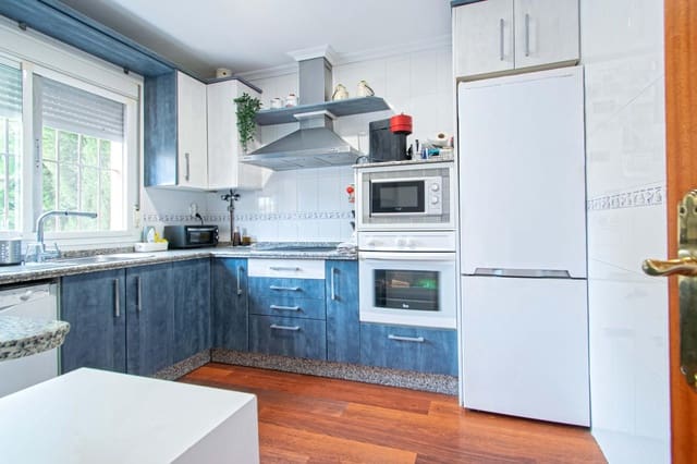 3 soverom Kjedet enebolig til salgs i Almensilla med svømmebasseng - € 320 000 (Ref: 9759050)