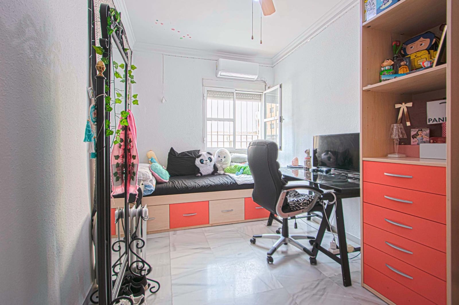3 slaapkamer Appartement te koop in Gelves - € 168.000 (Ref: 9762053)