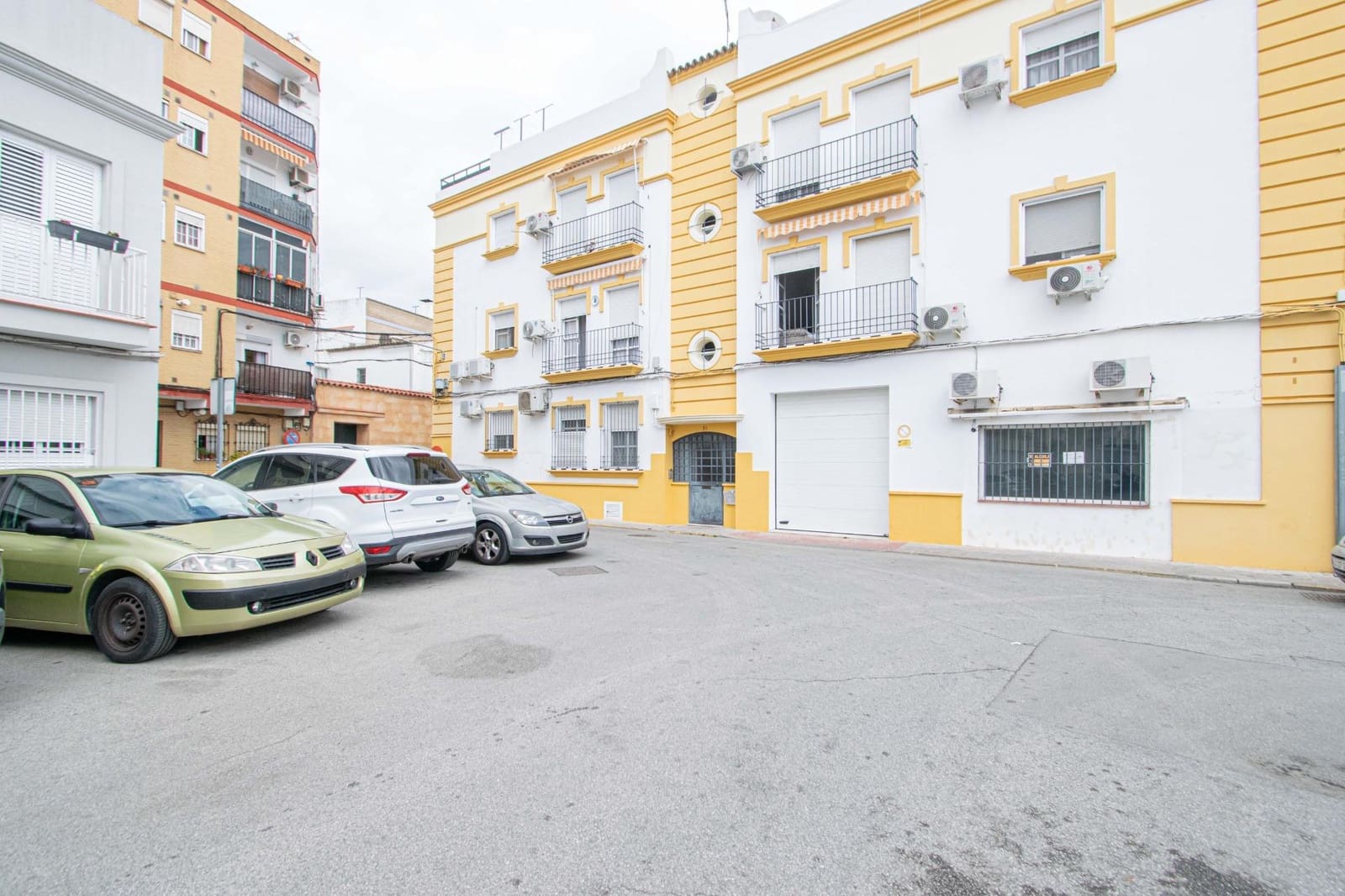 3 slaapkamer Appartement te koop in Gelves - € 168.000 (Ref: 9762053)