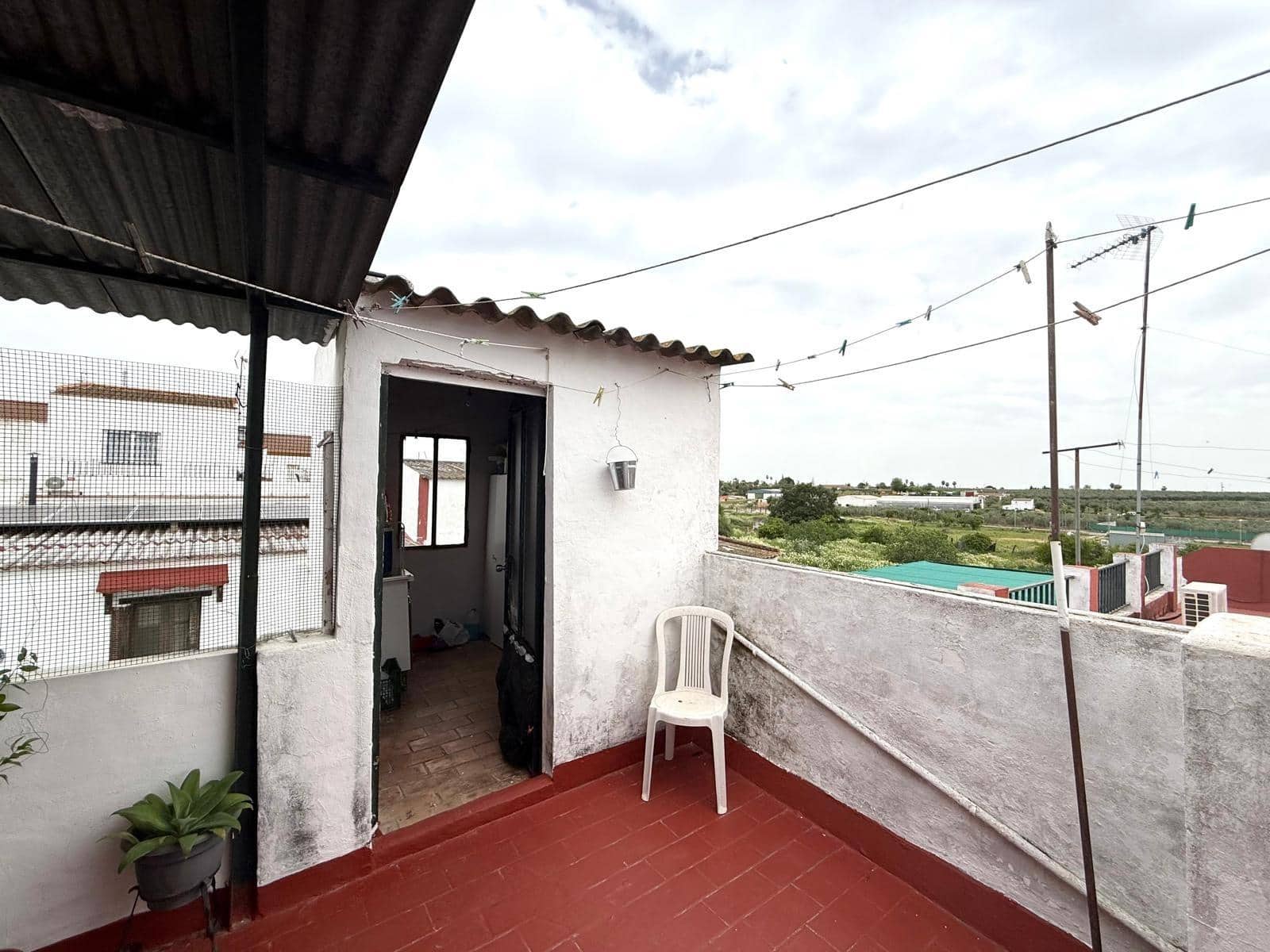 Adosado de 3 habitaciones en Aznalcázar en venta - 119.000 € (Ref: 9763671)