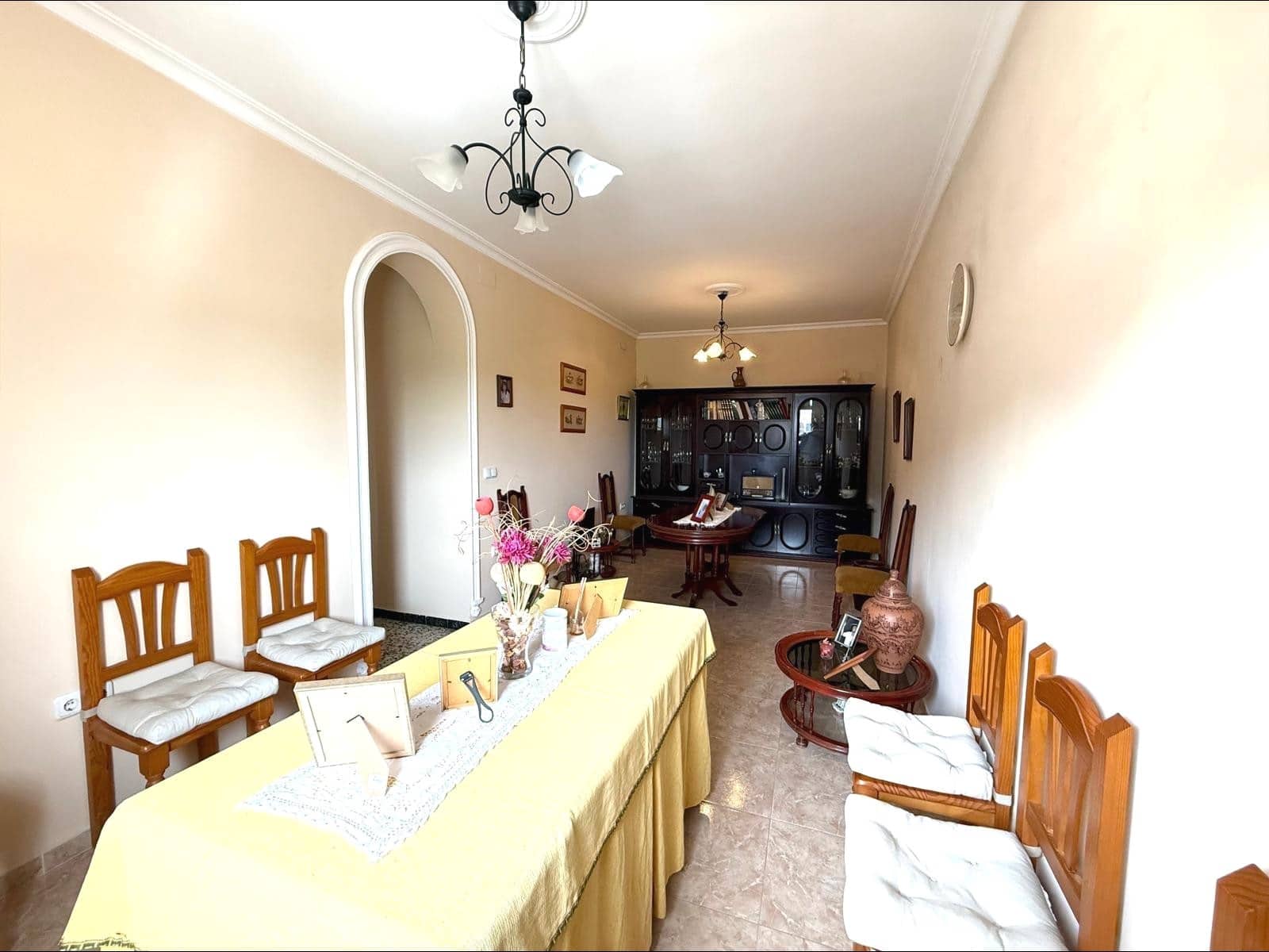 Adosado de 3 habitaciones en Aznalcázar en venta - 119.000 € (Ref: 9763671)