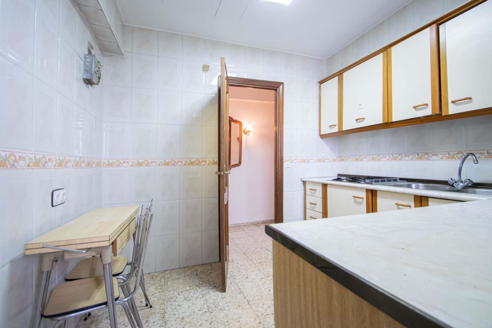 Piso de 3 habitaciones en Sevilla ciudad en venta - 200.000 € (Ref: 9770714)