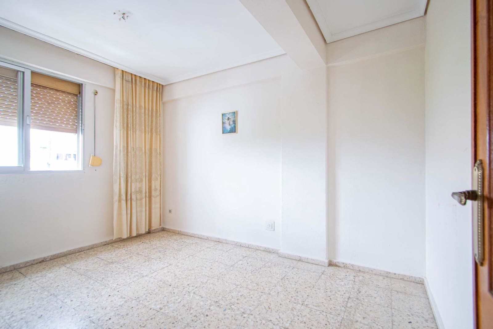 Piso de 3 habitaciones en Sevilla ciudad en venta - 200.000 € (Ref: 9770714)