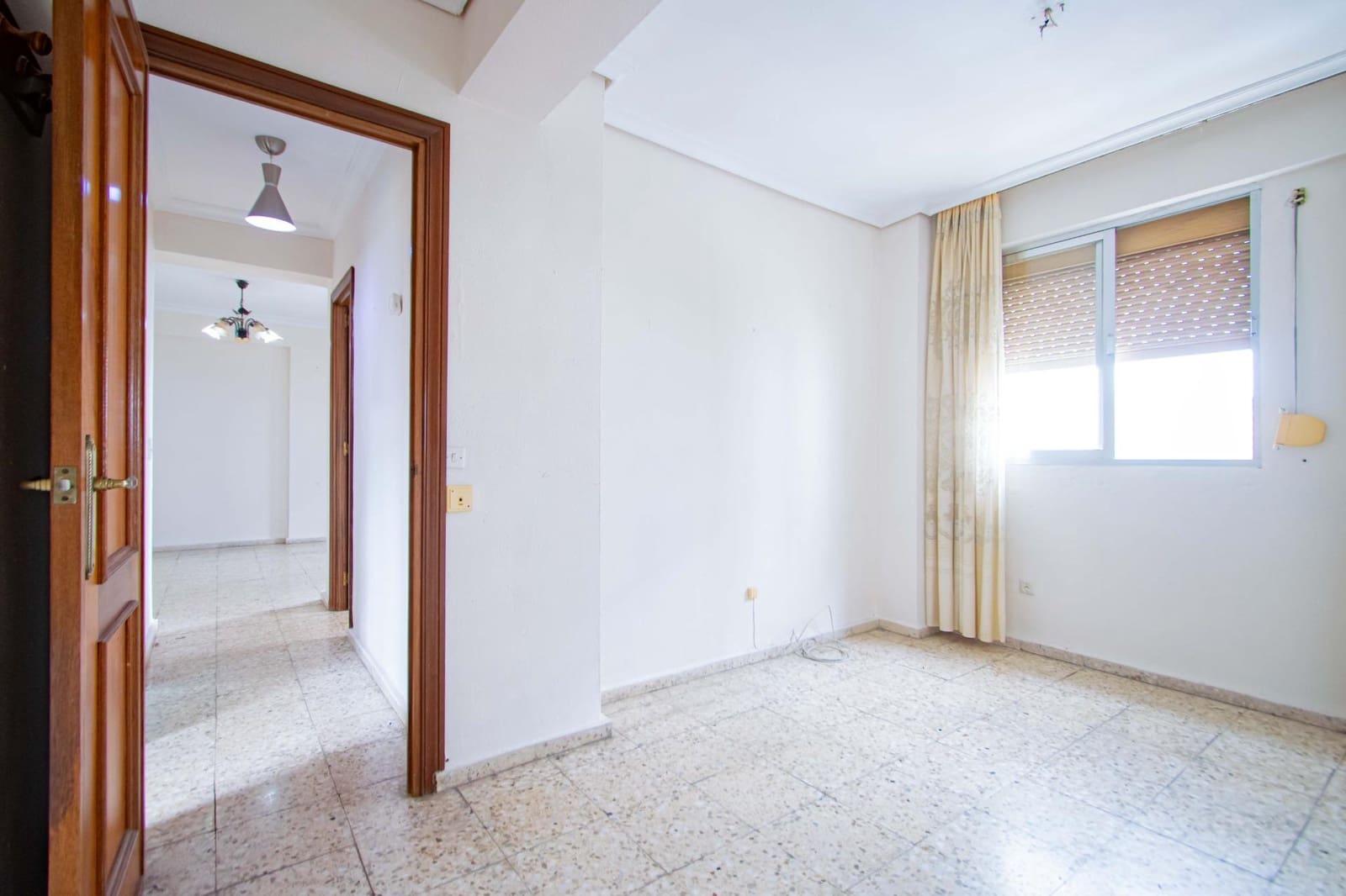 Piso de 3 habitaciones en Sevilla ciudad en venta - 200.000 € (Ref: 9770714)