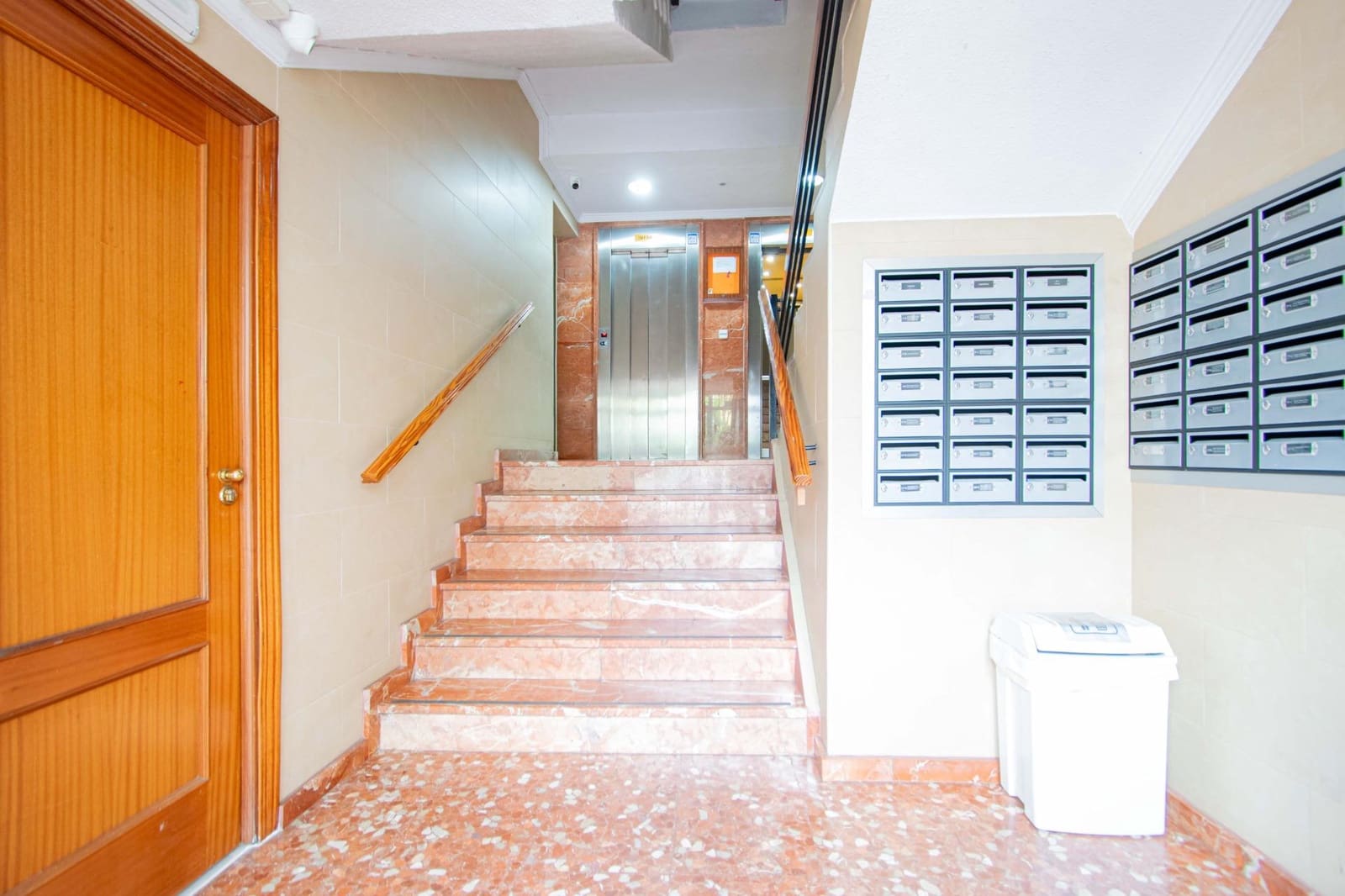 Piso de 3 habitaciones en Sevilla ciudad en venta - 200.000 € (Ref: 9770714)