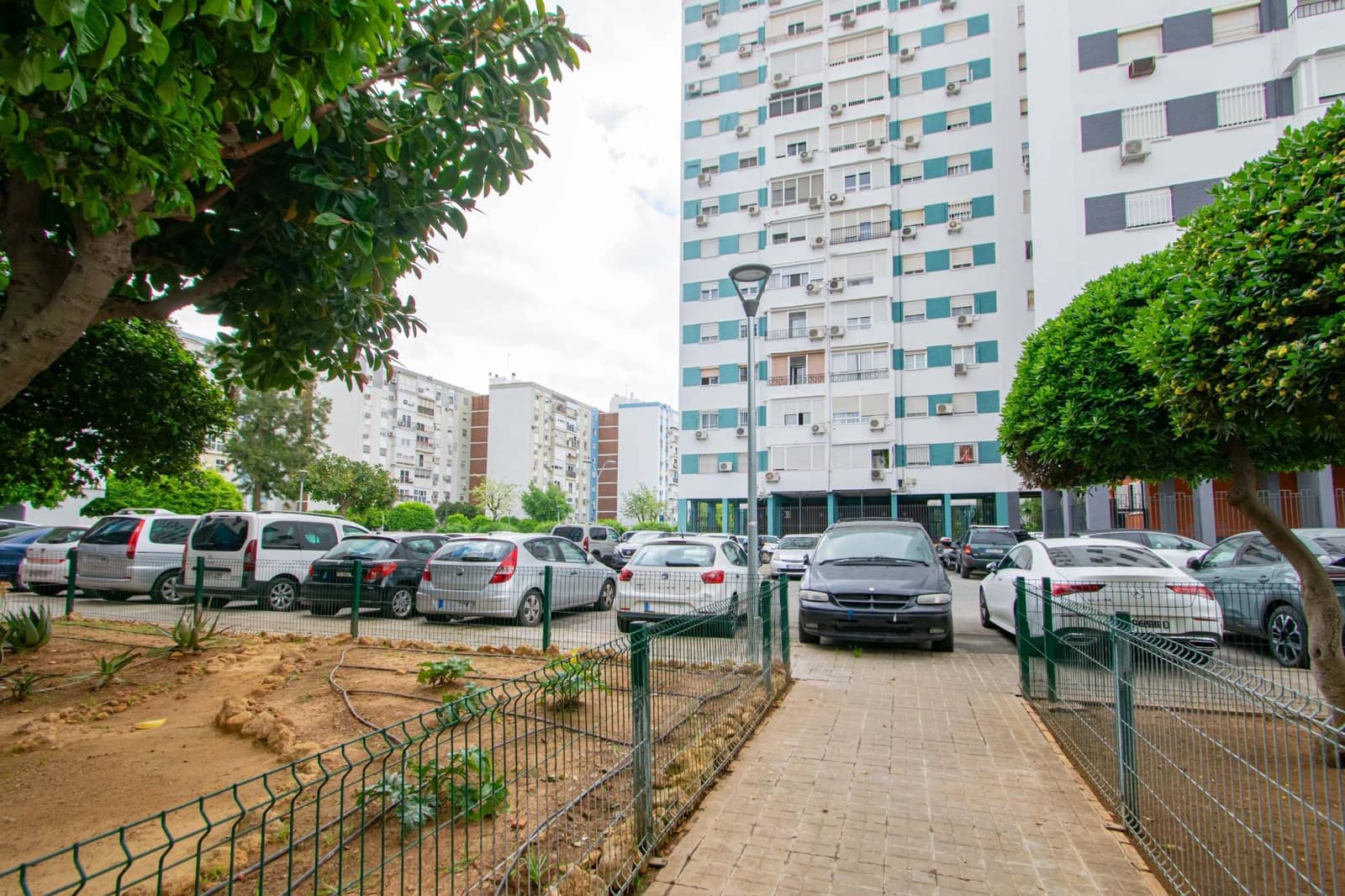 Piso de 3 habitaciones en Sevilla ciudad en venta - 200.000 € (Ref: 9770714)