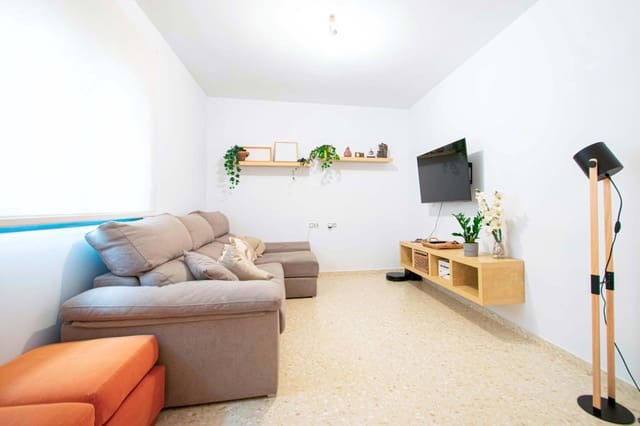 3 bedroom Terraced Villa for sale in Villanueva del Ariscal with garage - € 182,000 (Ref: 9773141)