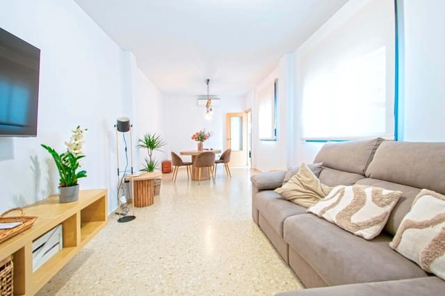 3 slaapkamer Rijtjeshuis te koop in Villanueva del Ariscal met garage - € 182.000 (Ref: 9773141)