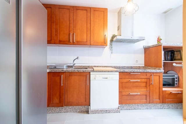 3 slaapkamer Rijtjeshuis te koop in Villanueva del Ariscal met garage - € 182.000 (Ref: 9773141)