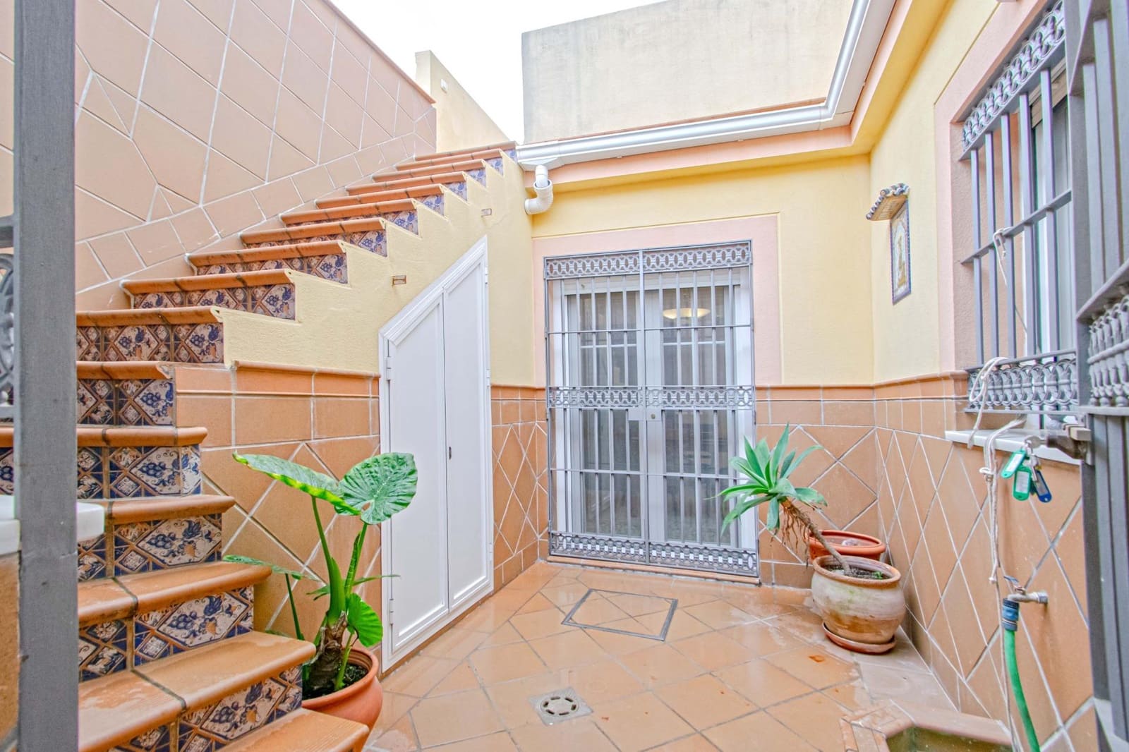 3 camera da letto Villa in vendita in Castilleja de la Cuesta con piscina - 295.000 € (Rif: 9773142)