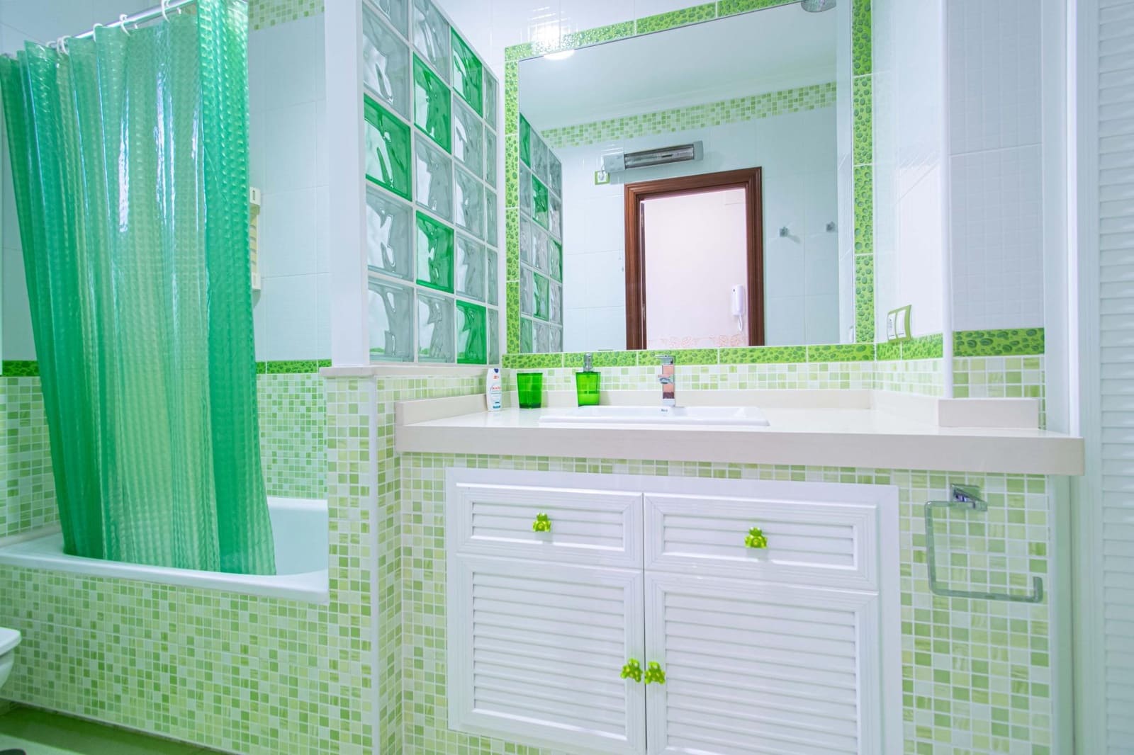 3 camera da letto Villa in vendita in Castilleja de la Cuesta con piscina - 295.000 € (Rif: 9773142)