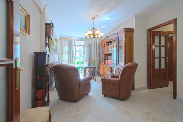 3 soveværelse Lejlighed til salg i Sevilla by - € 208.000 (Ref: 9773143)