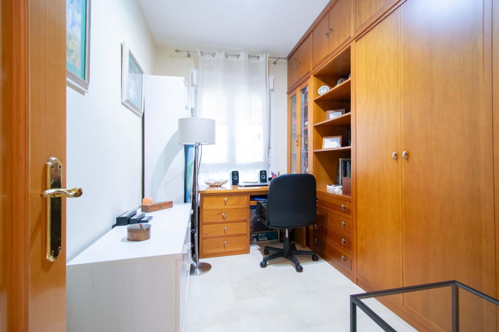 4 bedroom Semi-detached Villa for sale in Mairena del Aljarafe - € 335,000 (Ref: 9773145)