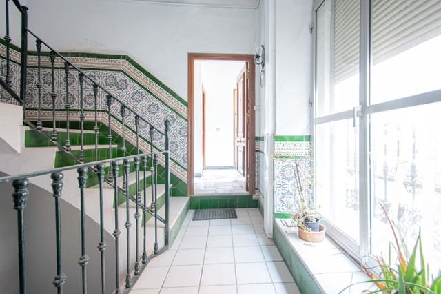 3 soveværelse Lejlighed til salg i Sevilla by - € 300.000 (Ref: 9778244)