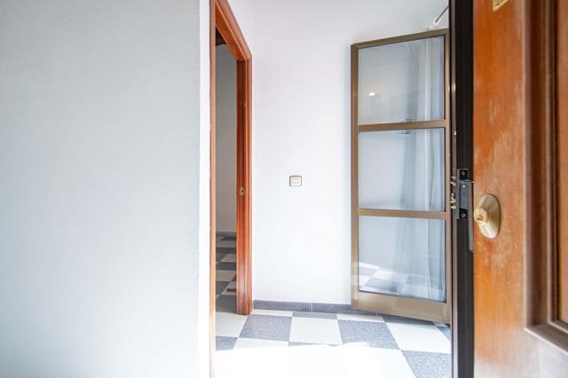 3 soveværelse Lejlighed til salg i Sevilla by - € 300.000 (Ref: 9778244)