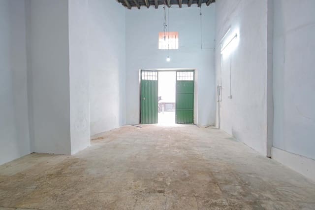 Erhverv til salg i Sevilla by - € 85.000 (Ref: 9778245)