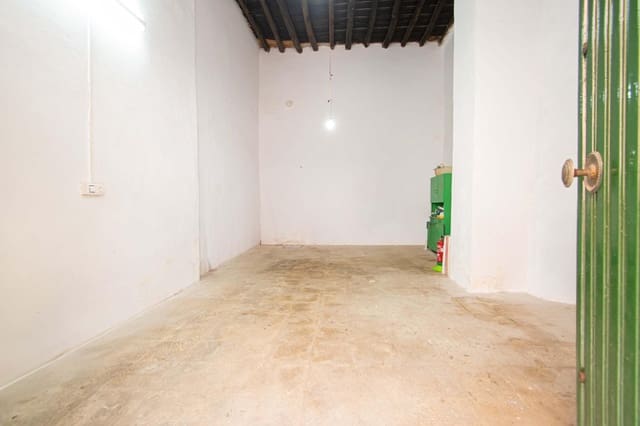 Erhverv til salg i Sevilla by - € 85.000 (Ref: 9778245)