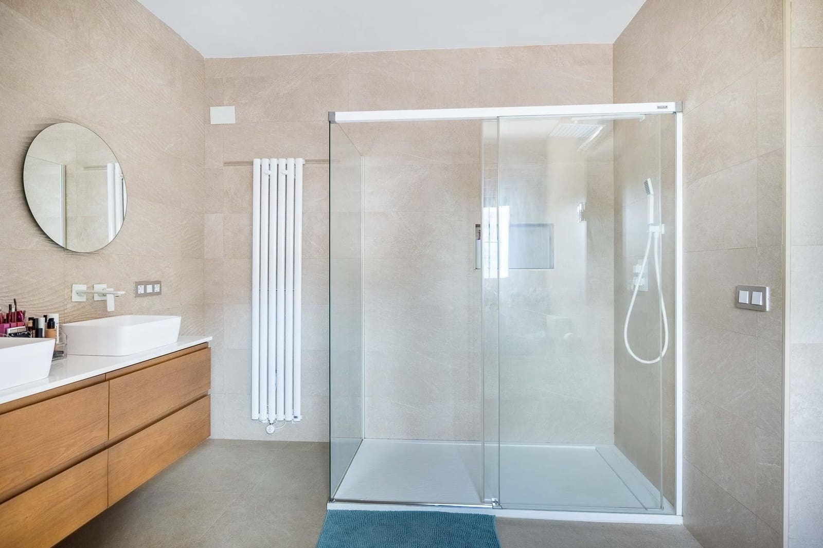 5 bedroom Villa for sale in Montequinto with pool - € 995,000 (Ref: 9778246)