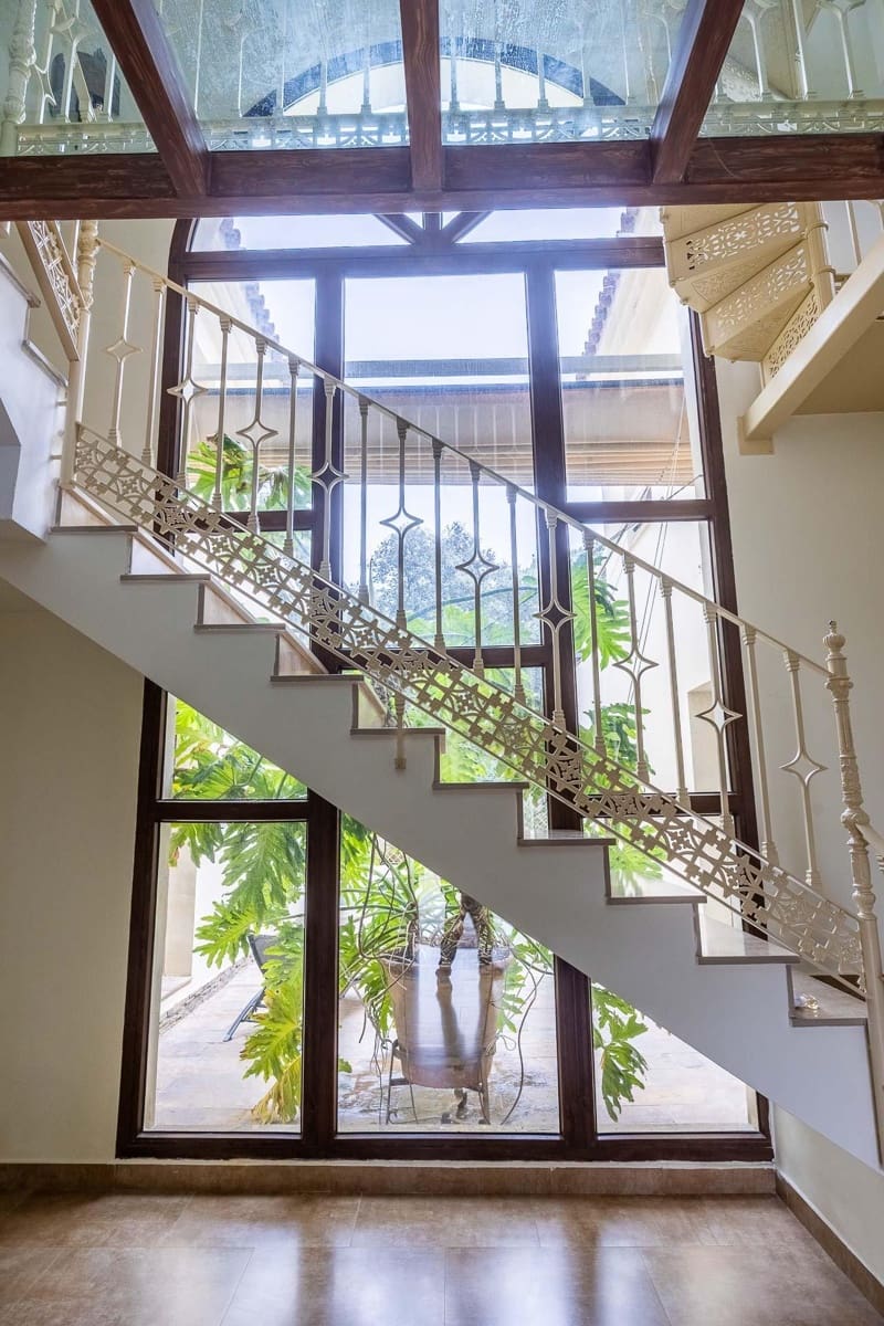 5 bedroom Villa for sale in Bollullos de la Mitacion with pool garage - € 995,000 (Ref: 9778247)