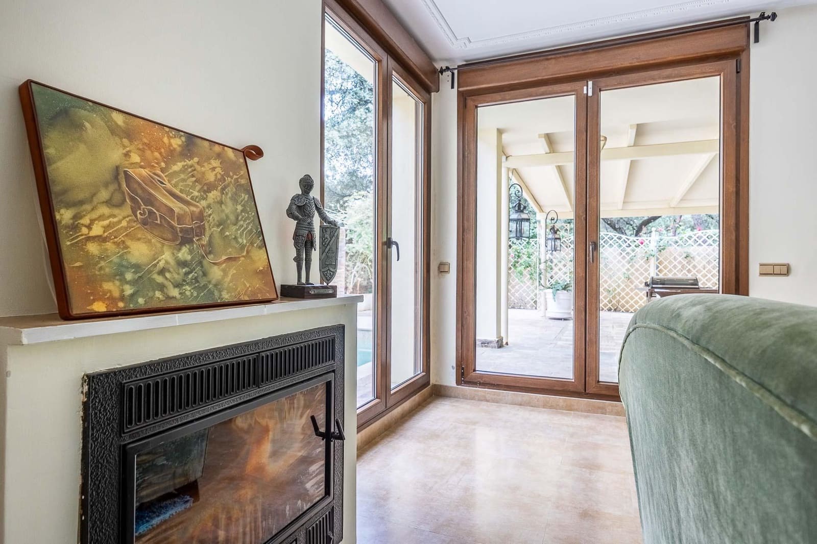 5 bedroom Villa for sale in Bollullos de la Mitacion with pool garage - € 995,000 (Ref: 9778247)