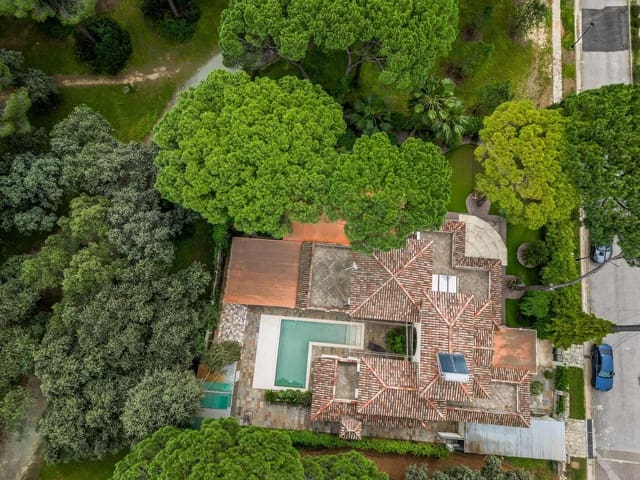 5 soveværelse Villa til salg i Bollullos de la Mitación med swimmingpool garage - € 995.000 (Ref: 9778247)