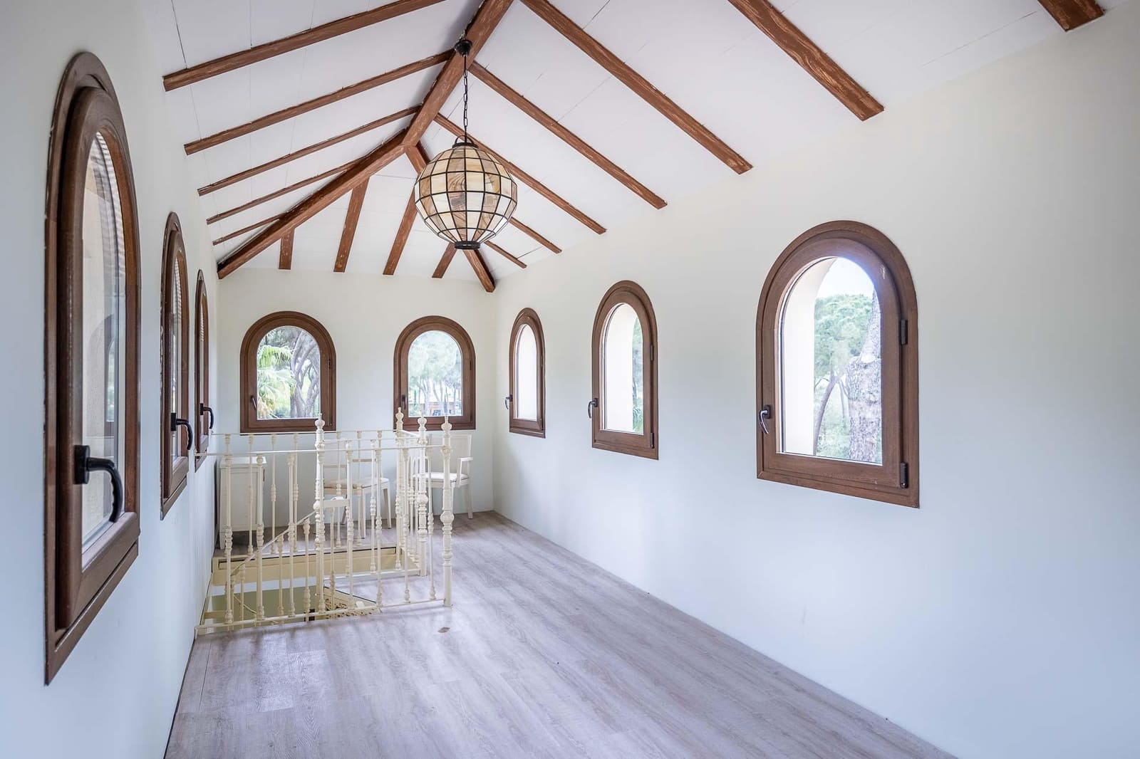 5 bedroom Villa for sale in Bollullos de la Mitacion with pool garage - € 995,000 (Ref: 9778247)