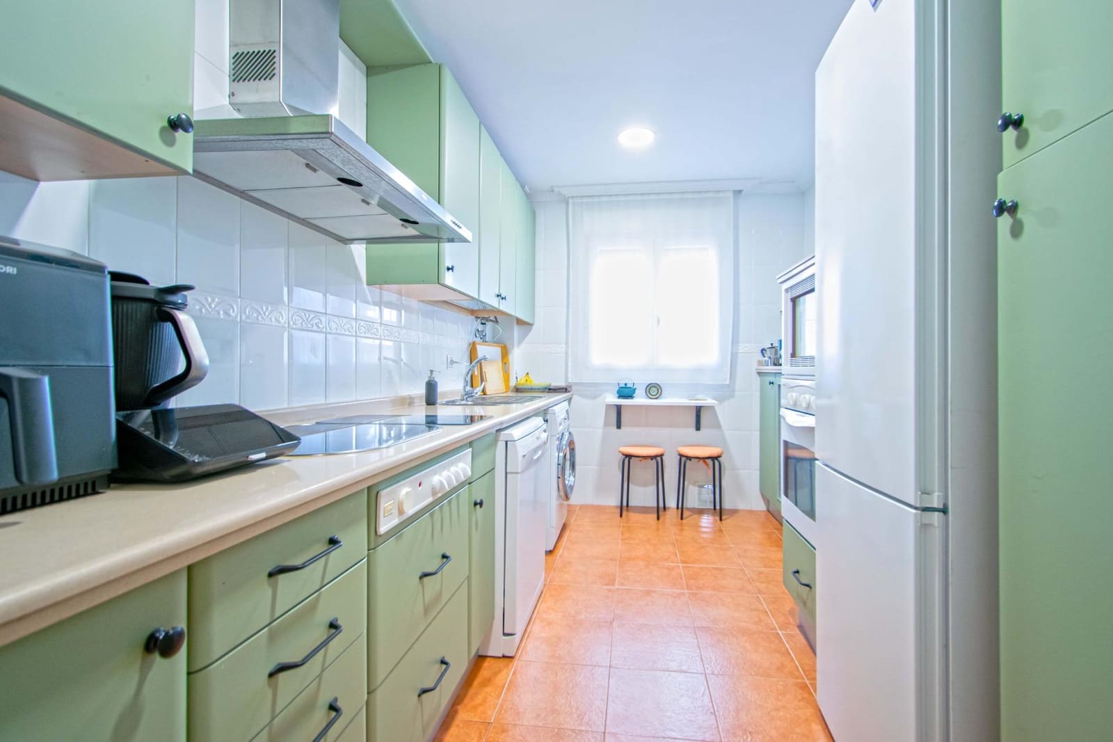 2 makuuhuone Asunto myytävänä paikassa Sevilla kaupunki mukana uima-altaan 
autotalli - 245 000 € (Ref: 9778248)