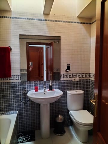 4 bedroom Townhouse for sale in Alcalá de Guadaira - € 343,150 (Ref: 9778249)