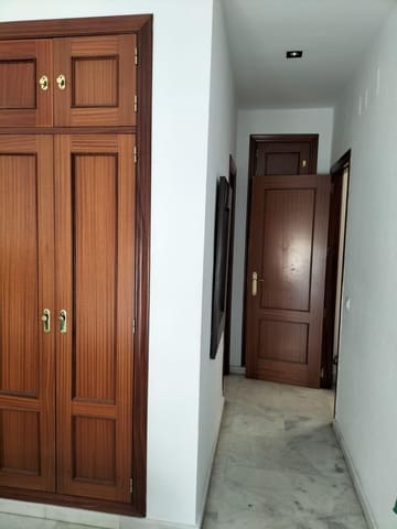 4 chambre Maison de Ville à vendre à Alcalá de Guadaira - 343 150 € (Ref: 9778249)