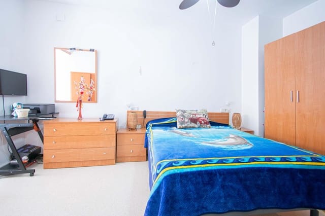 1 makuuhuone Huoneisto myytävänä paikassa Sevilla kaupunki mukana 
autotalli - 118 000 € (Ref: 9784510)