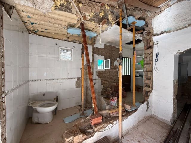 2 soveværelse Byhus til salg i Aznalcázar - € 48.000 (Ref: 9784514)