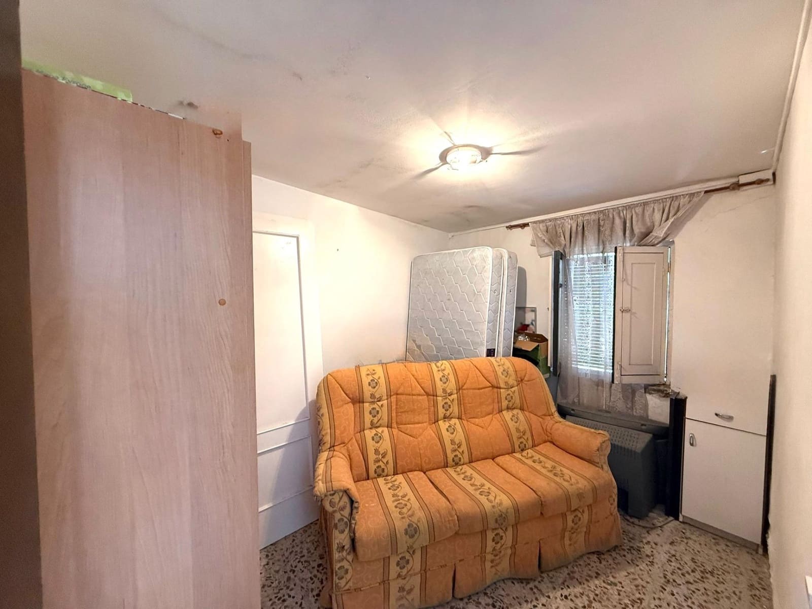 2 makuuhuone Omakotitalo myytävänä paikassa Aznalcazar - 48 000 € (Ref: 9784514)