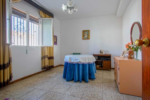 4 soverom Hus til salgs i Gerena - € 127 500 (Ref: 9788472)